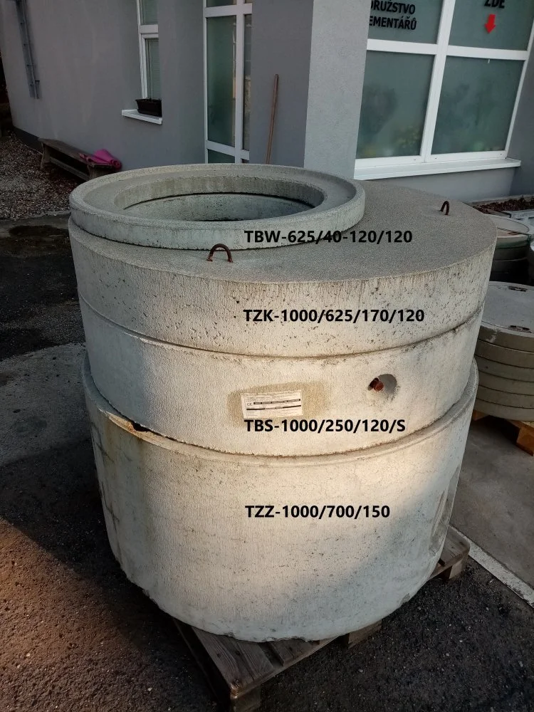 Betonové kanalizační šachty (tl. stěny 120 mm)
