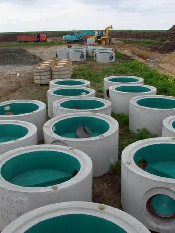 Betonové kanalizační šachty a studny (tl. stěny 90 mm)